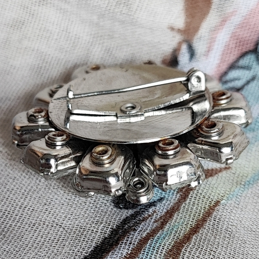 Clear Rhinestone Large Domed Unsigned Silver Tone… - image 7